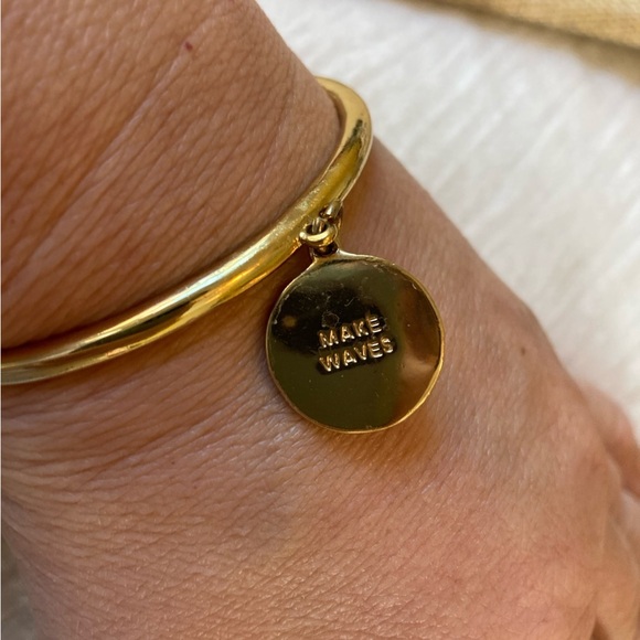 Kate Spade NY Inspirational Make Waves Hinged‎ Charm Bracelet - Picture 6 of 6